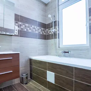 https://apartment-mozsar.inbudapesthotels.com