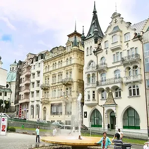lazensky-hotel-tosca.karlovyvary-hotels.com/